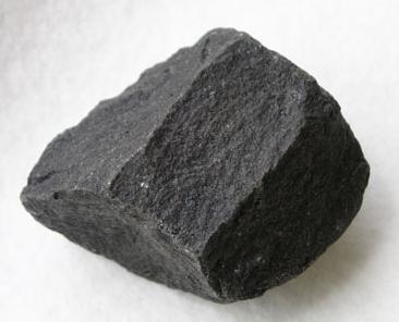 камень базальт